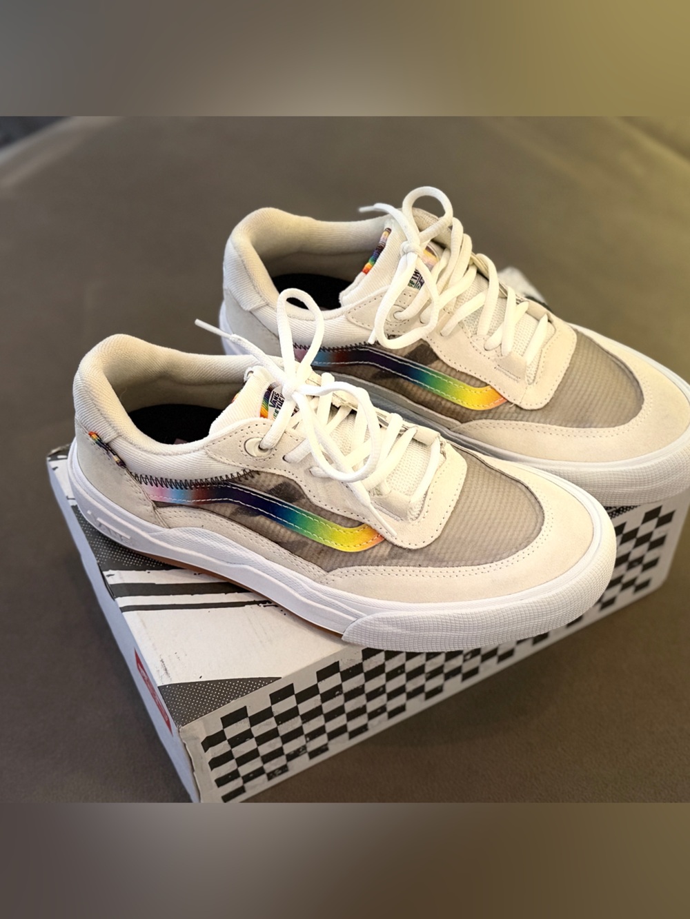 Vans Skate Wayvee Rainbow/Pride Sneakers